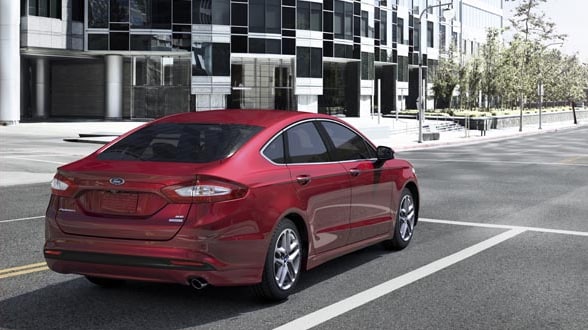 2015 Fusion Energi SE Exterior Rear End