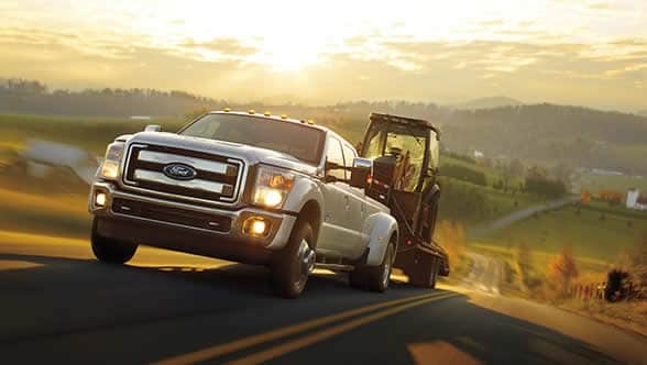 2015 Ford F-450 Super Duty Exterior Front End 2015 Ford F-450 Super Duty Exterior Front End